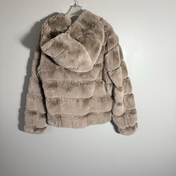 BCBG Maxazria Womens L Tan Faux Fur Quilted Jacket Hooded Luxury Soft Zip New - Picture 6 of 10